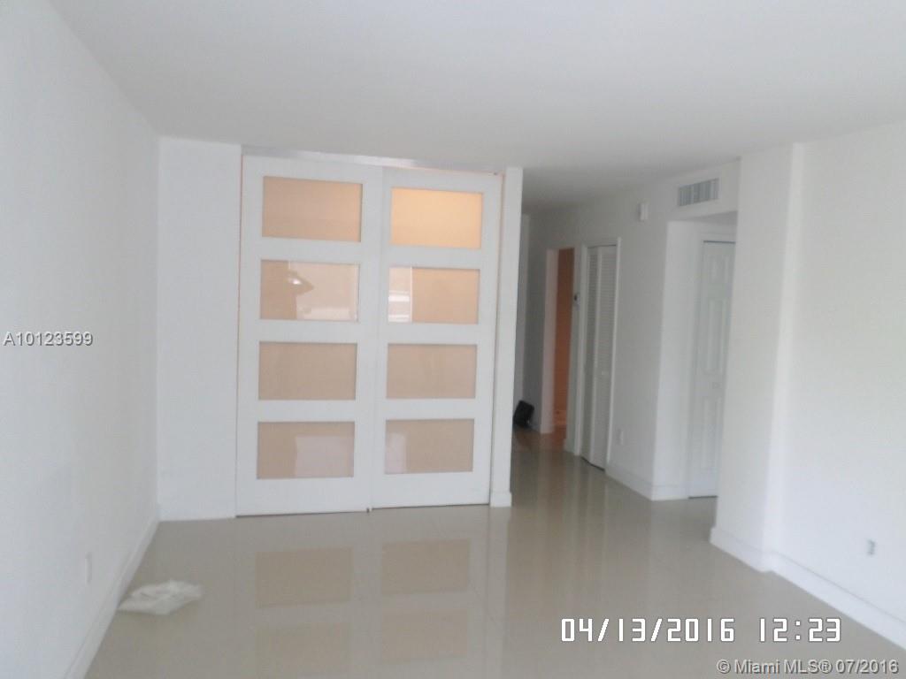 BISCAYNE TOWERS - Residential Lease