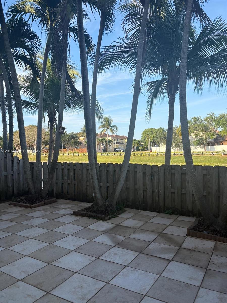 KENDALLAND - Residential Lease