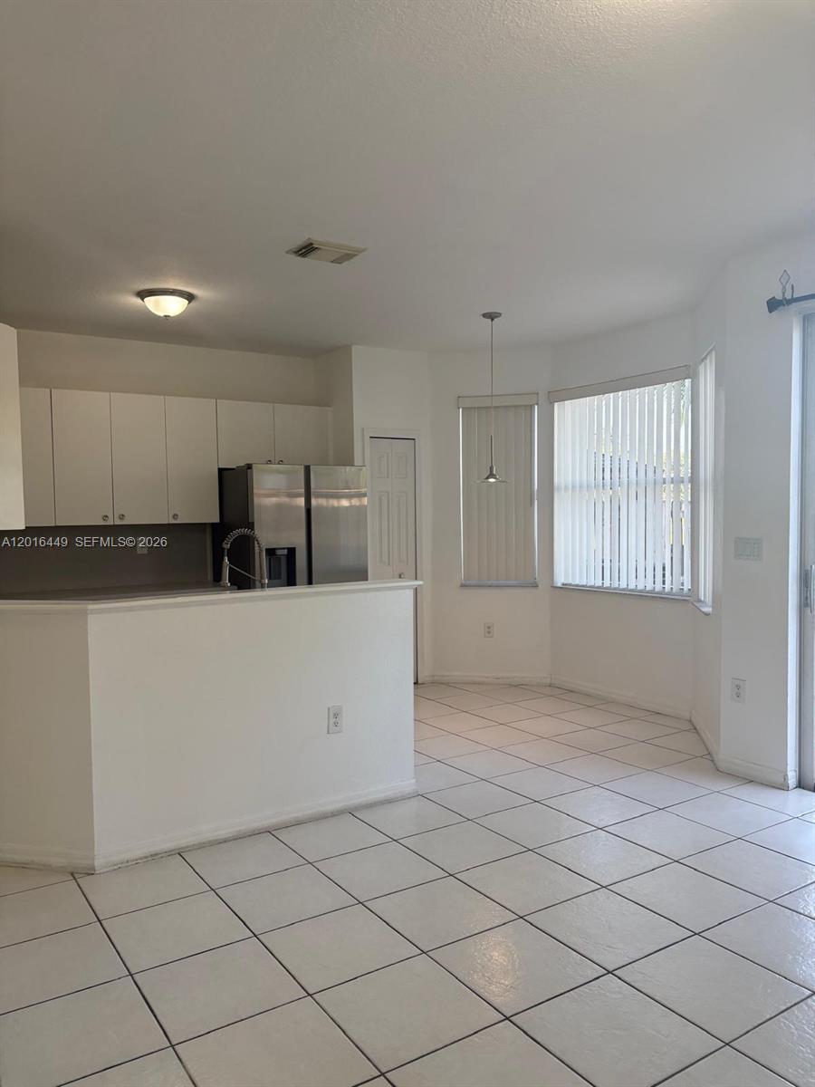 KENDALLAND - Residential Lease