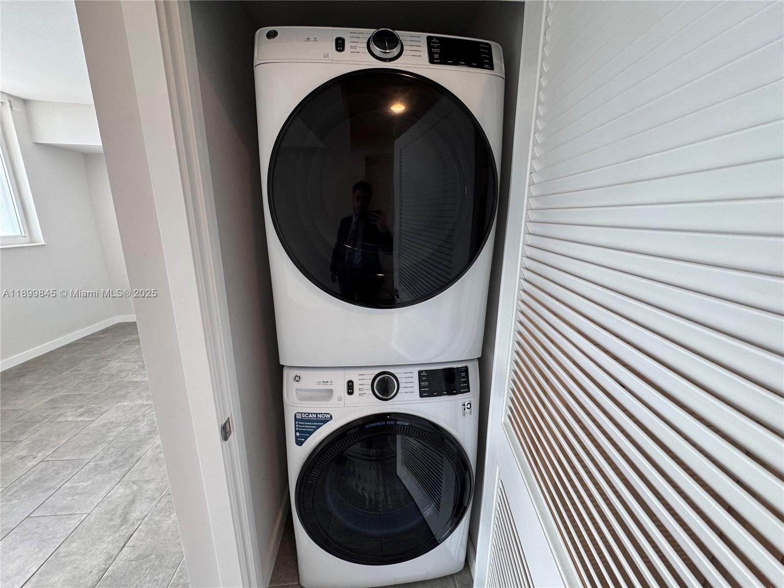 2275 W STATE ROAD 84 PLAT - Residential Lease