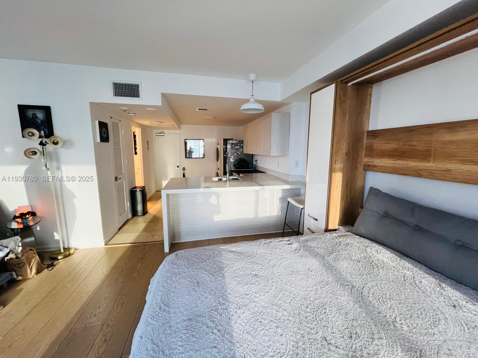 HARBOUR HOUSE - Residential Lease