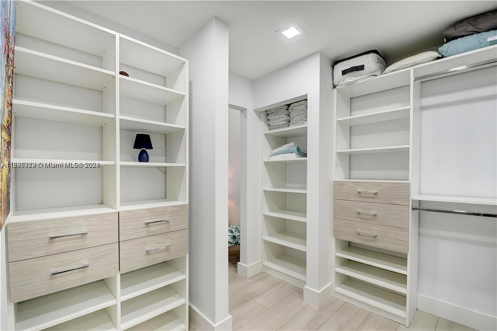 BOCA DELRAY I-III CONDO S - Residential Lease