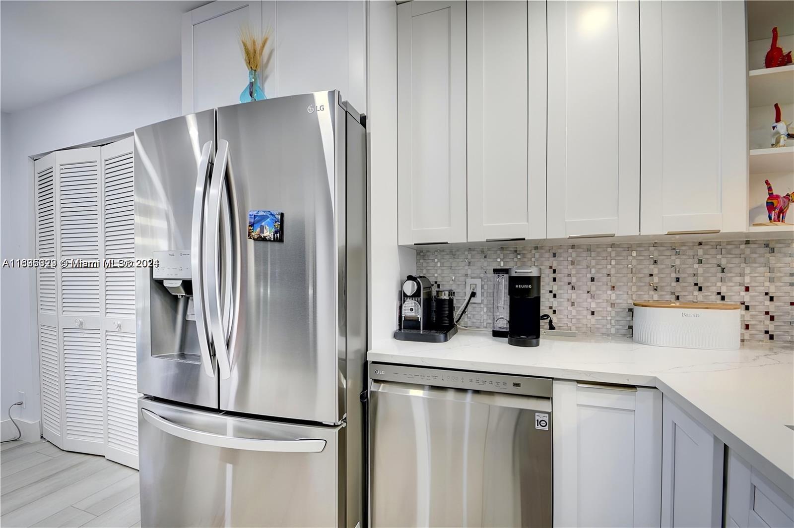 BOCA DELRAY I-III CONDO S - Residential Lease