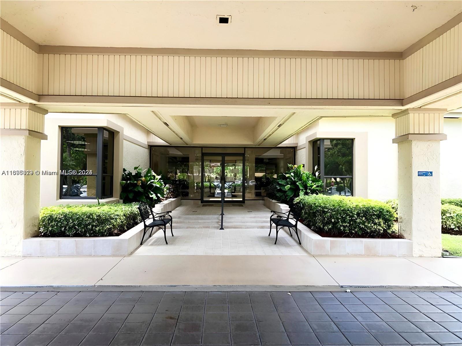 BOCA DELRAY I-III CONDO S - Residential Lease