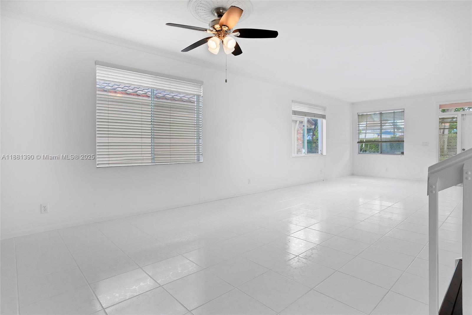 BOCA SPRINGS - Residential Lease