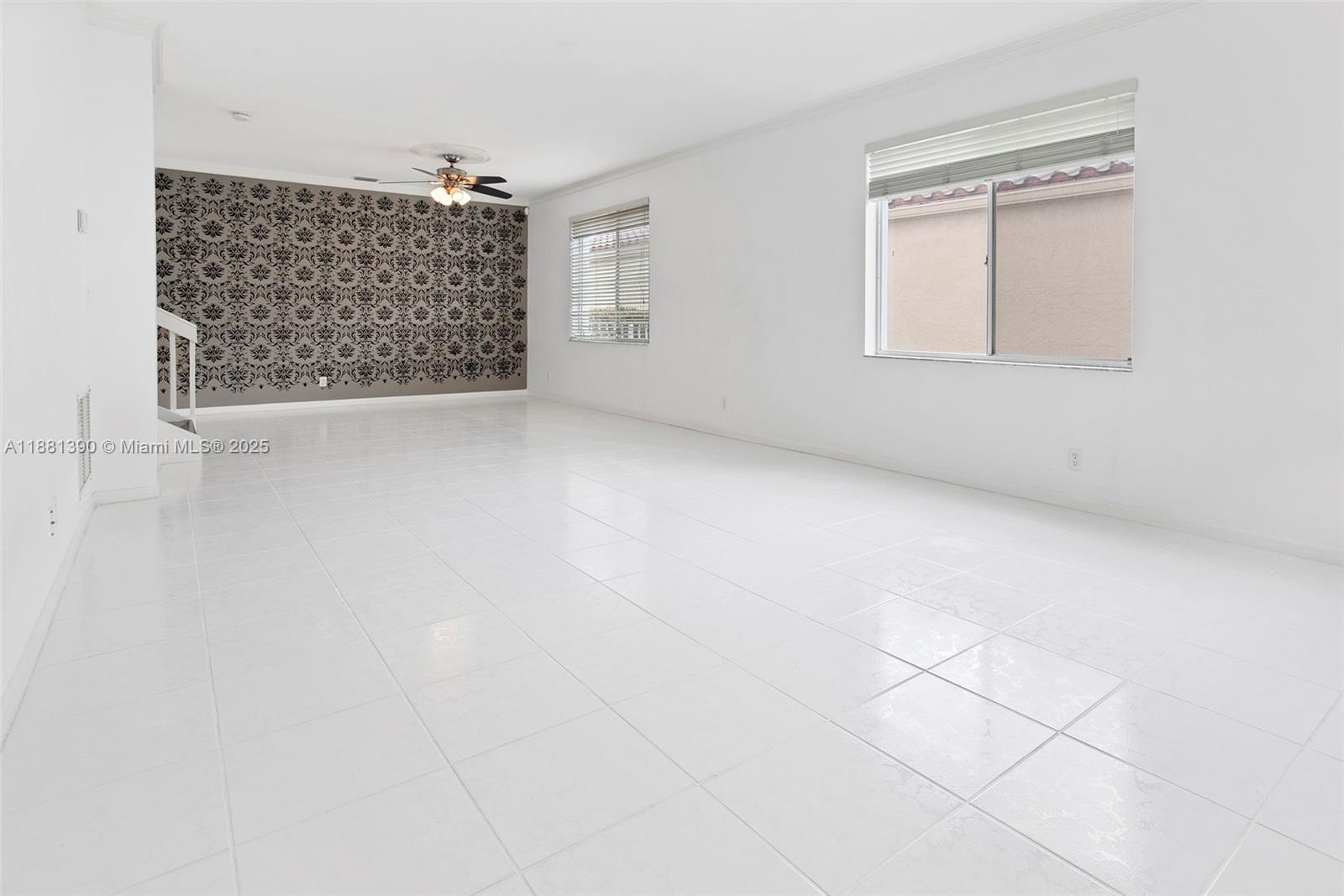 BOCA SPRINGS - Residential Lease