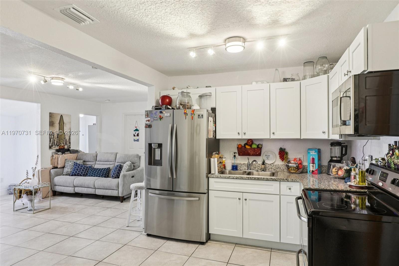 SEVENTH AVE PARK - Residential