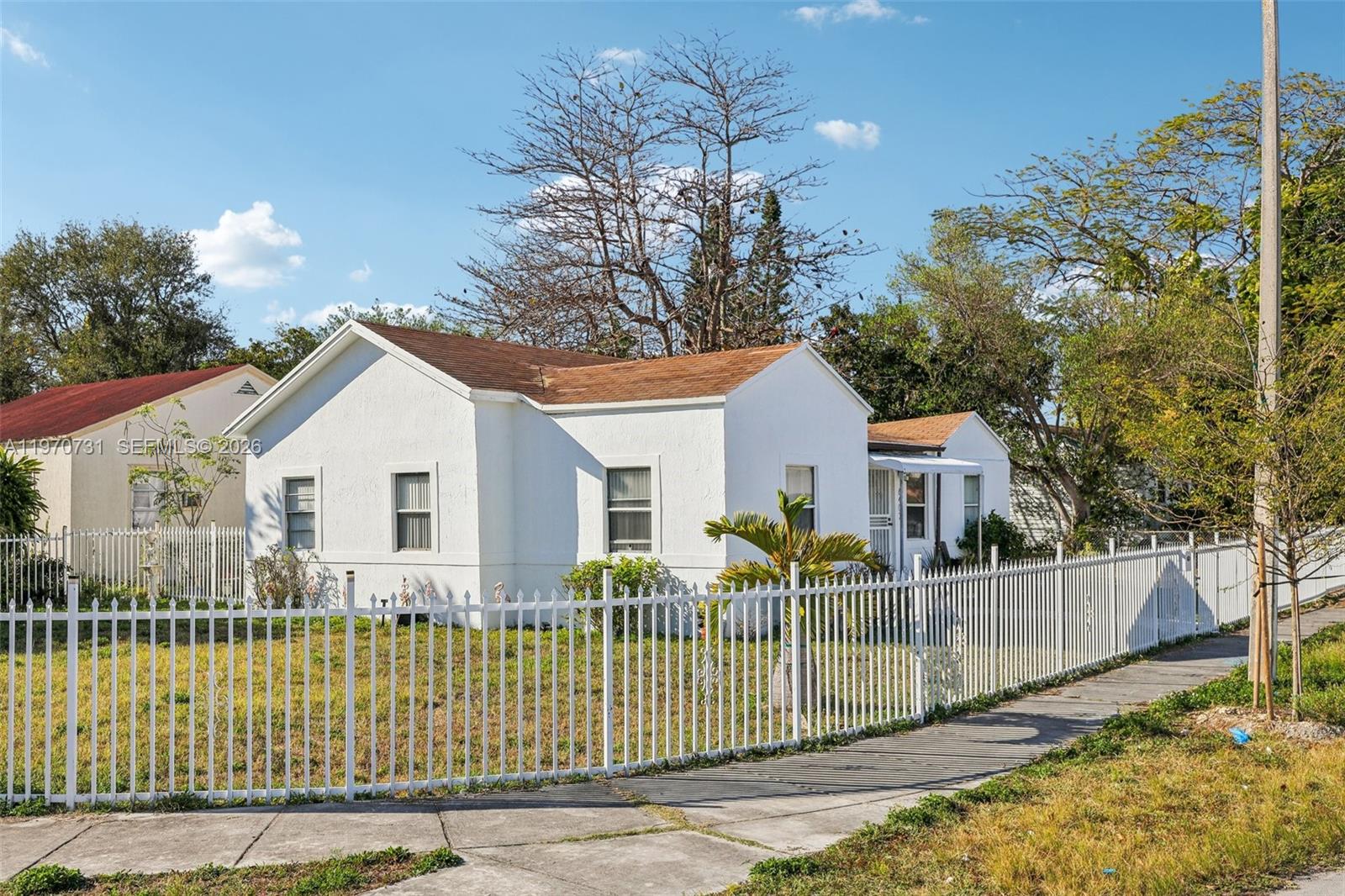 SEVENTH AVE PARK - Residential
