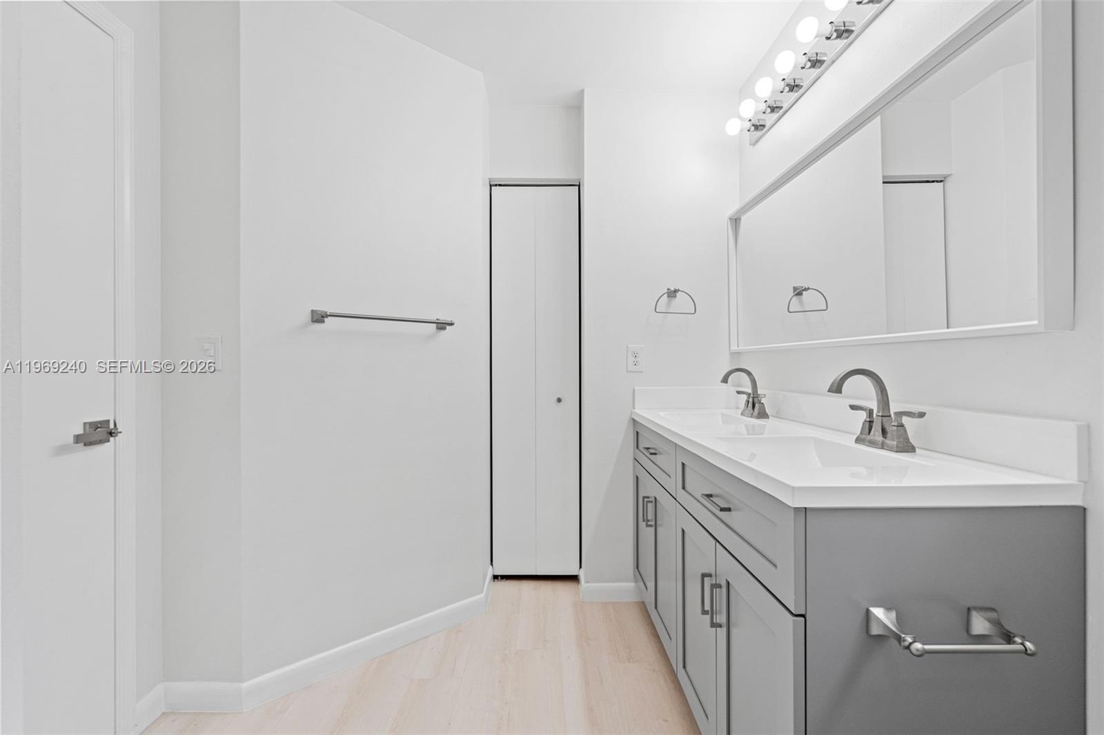 LAGO VISTA AT COCONUT CRE - Residential