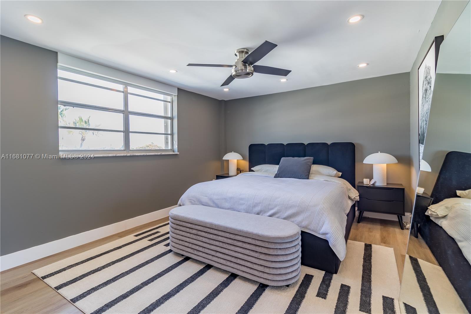 MICHIGAN WEST CONDO - Residential