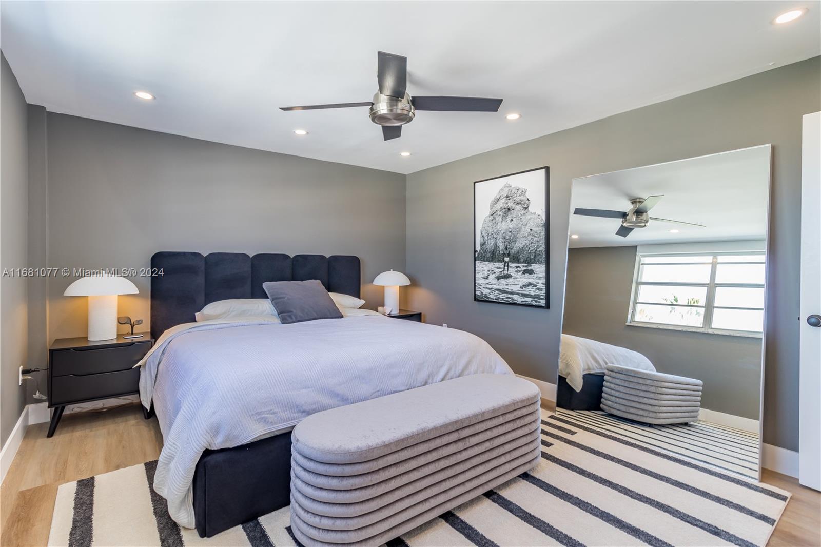 MICHIGAN WEST CONDO - Residential