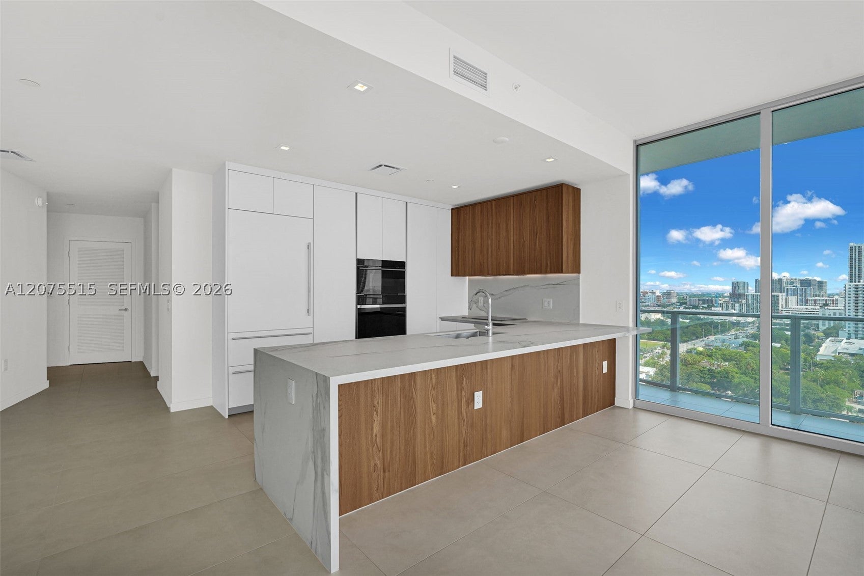 1400 Biscayne Blvd 1706