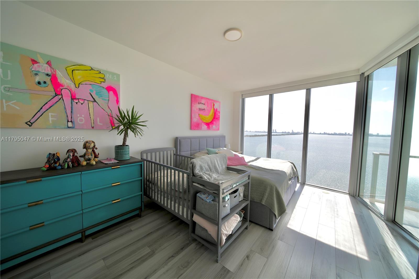 BISCAYNE BEACH CONDO - Residential
