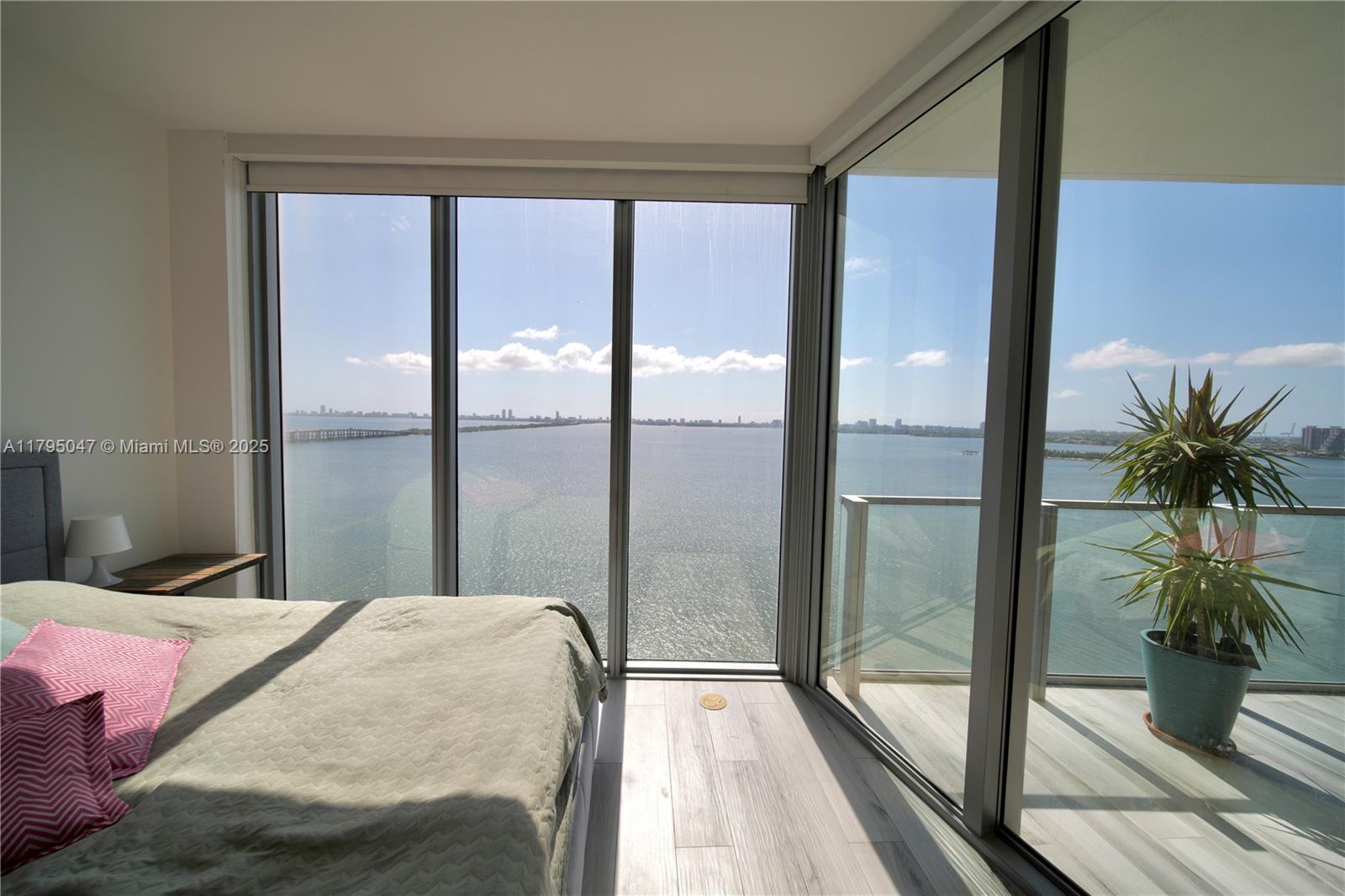 BISCAYNE BEACH CONDO - Residential