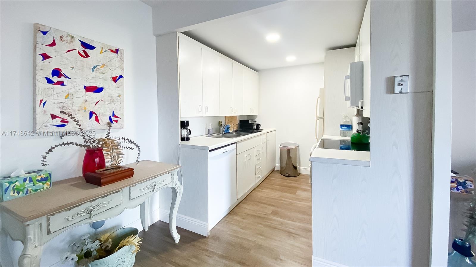 CORNWALL AT CENTURY VILLA - Residential Lease