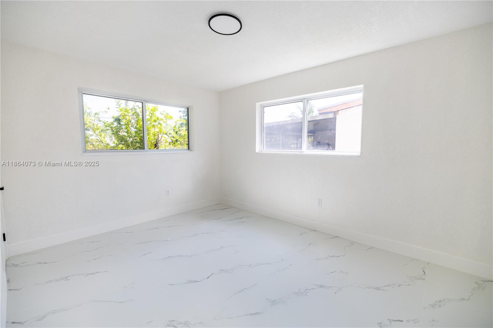 1625 NW 9th Ct