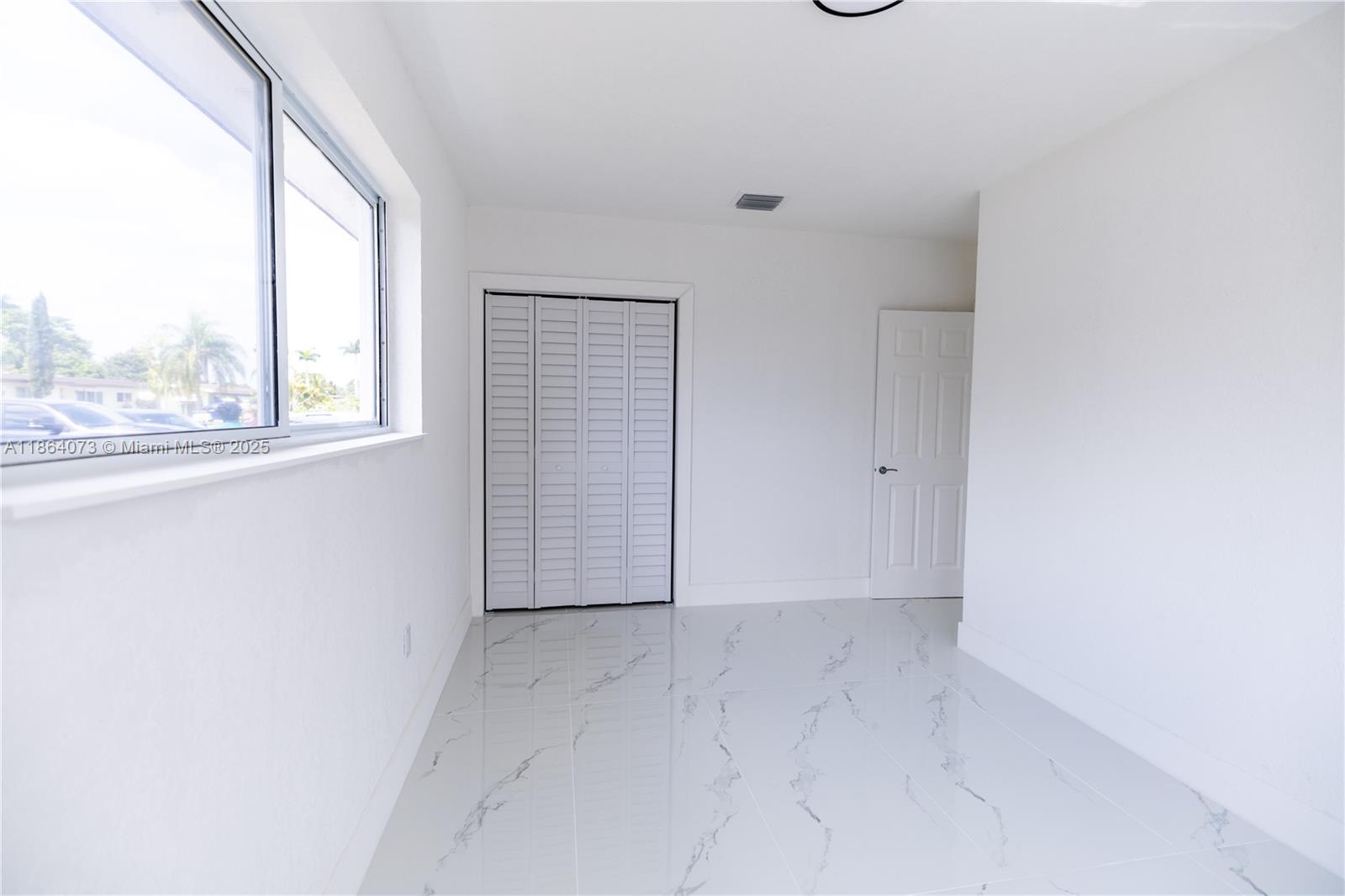 1625 NW 9th Ct