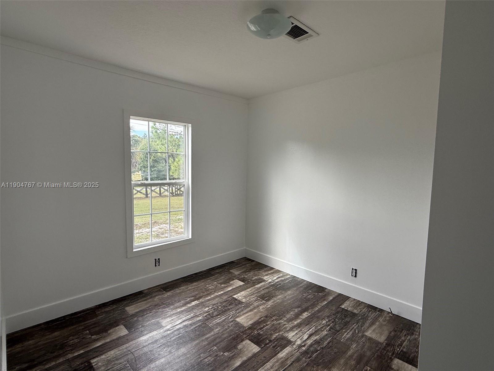 MONTURA RANCH - Residential