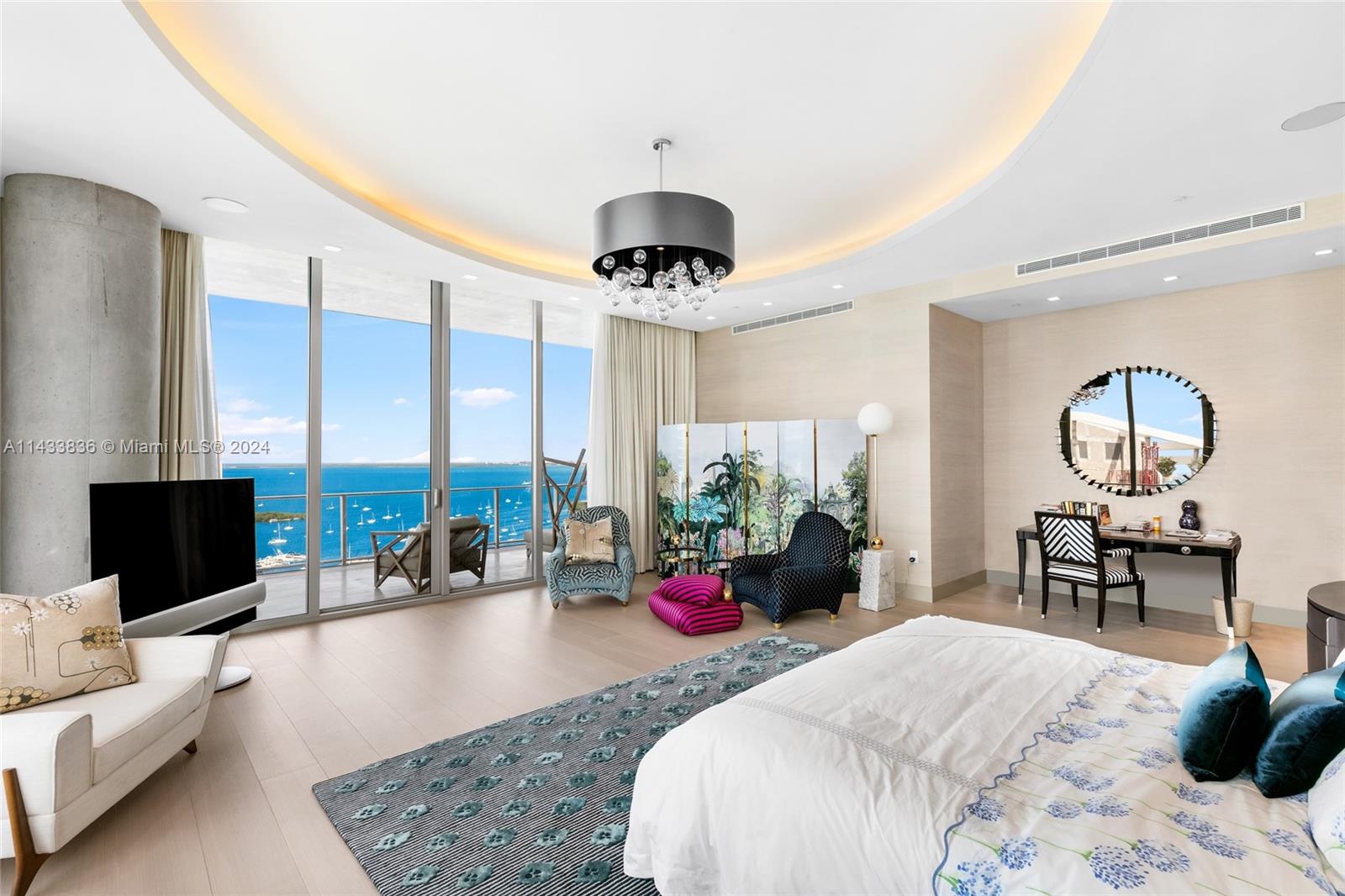 DINNER KEY - Residential