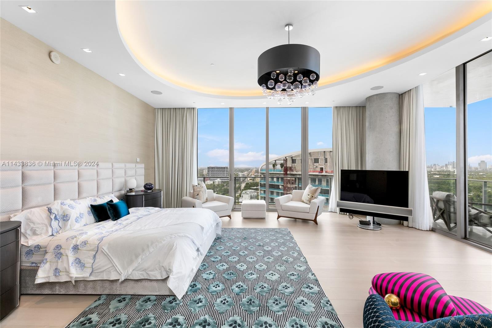 DINNER KEY - Residential