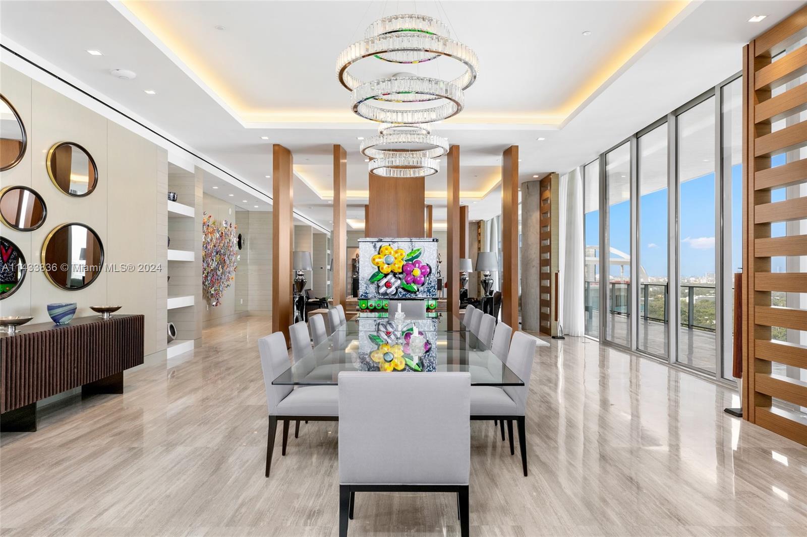 DINNER KEY - Residential