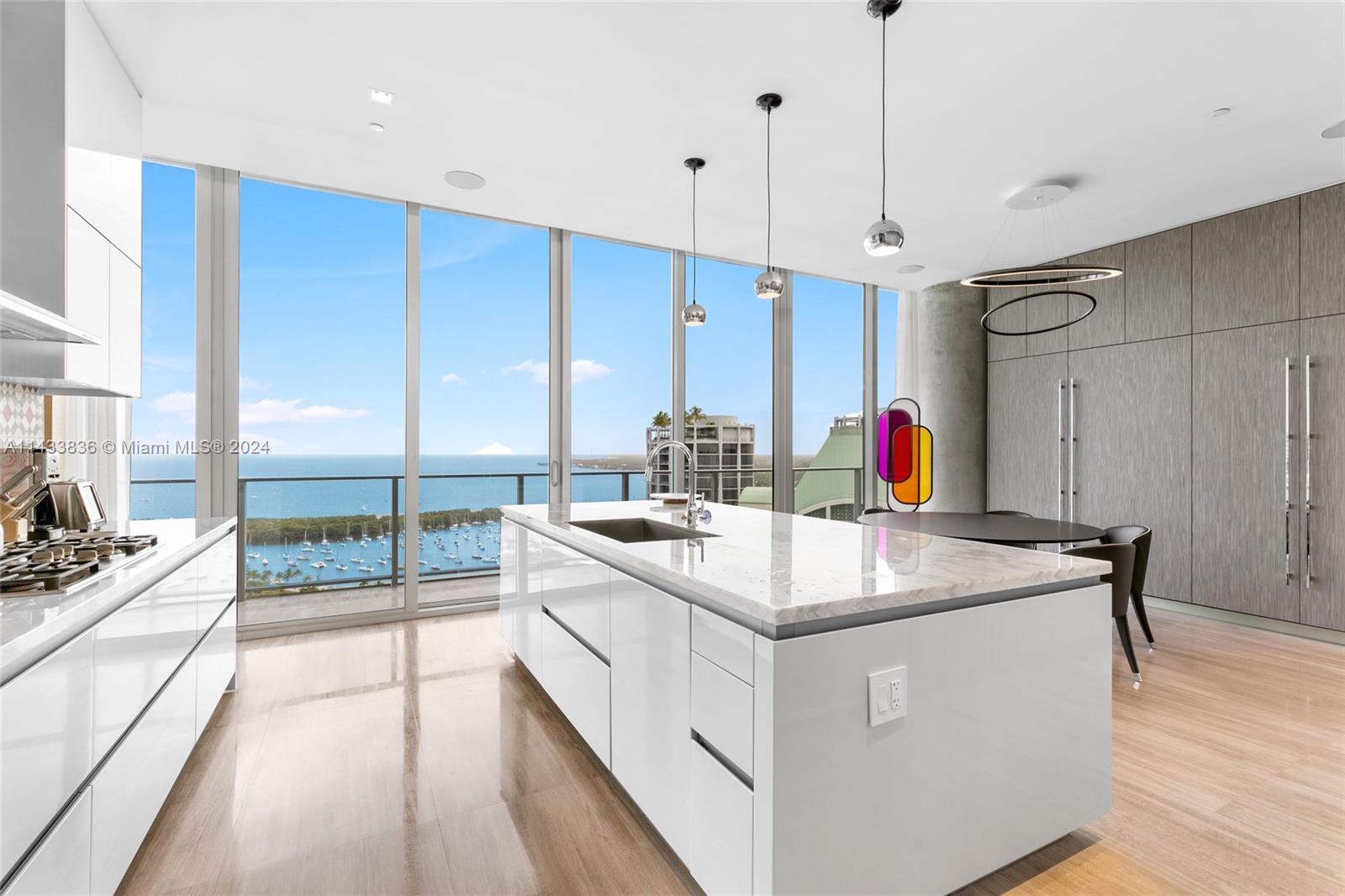 DINNER KEY - Residential