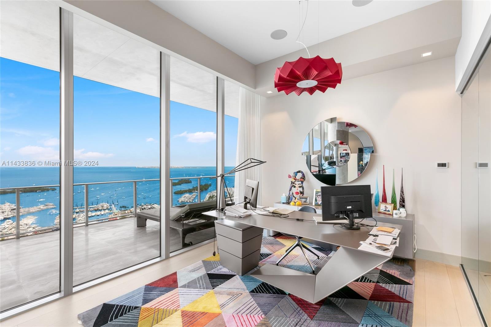 DINNER KEY - Residential