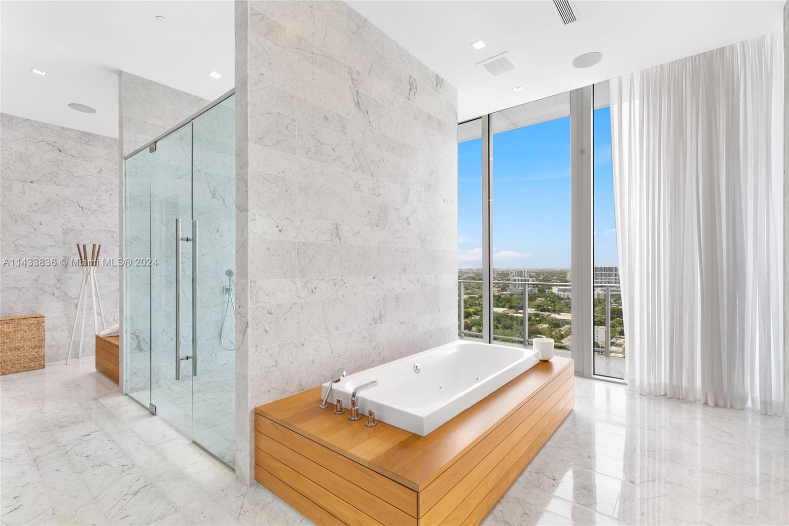 DINNER KEY - Residential