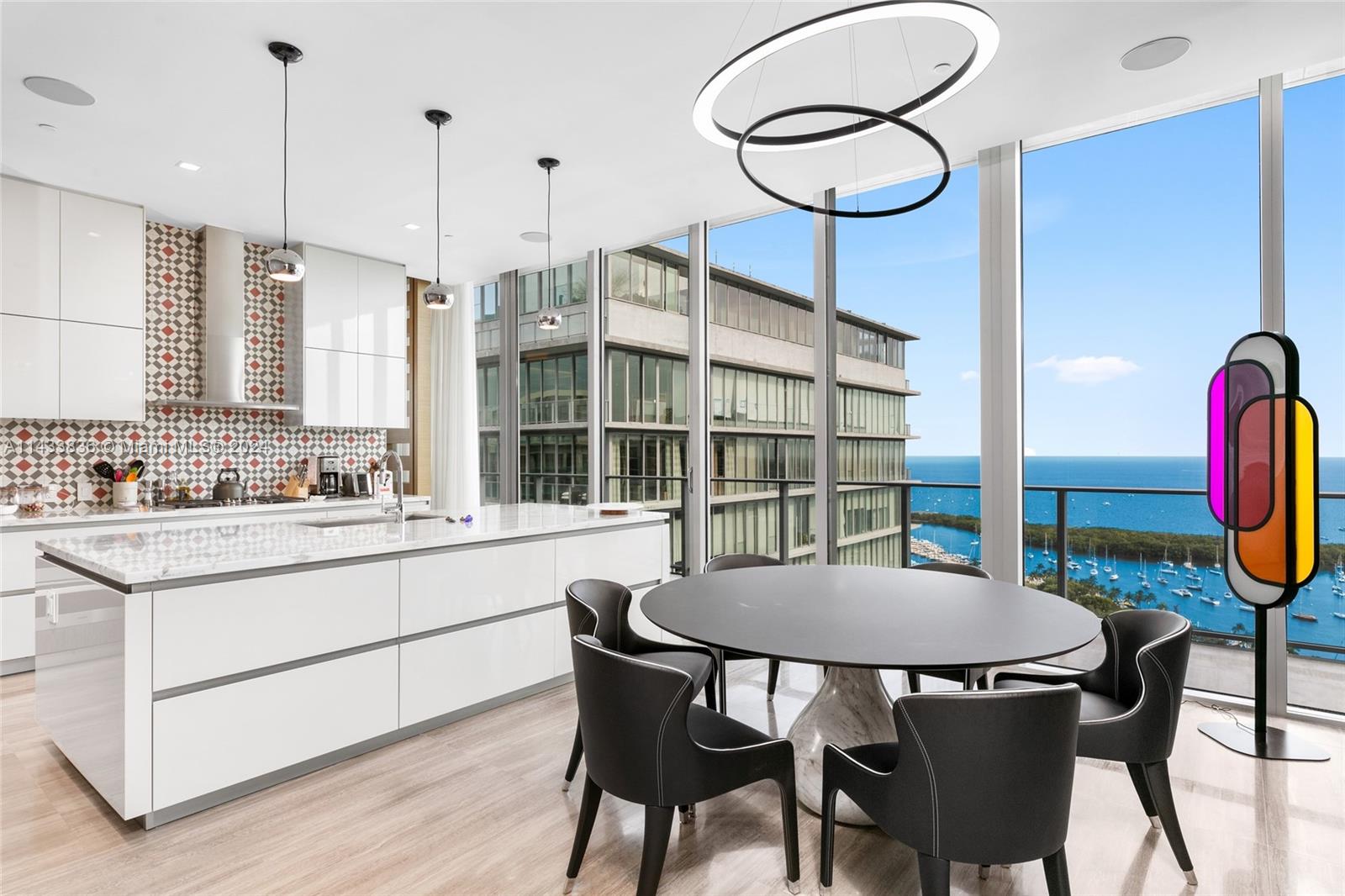 DINNER KEY - Residential