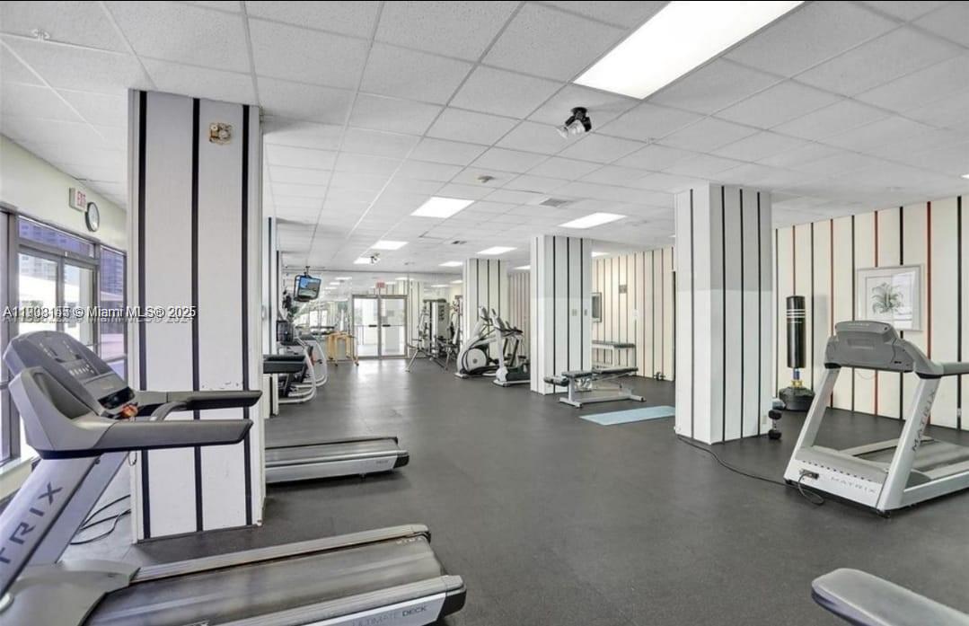 COMMODORE PLAZA CONDO - Residential