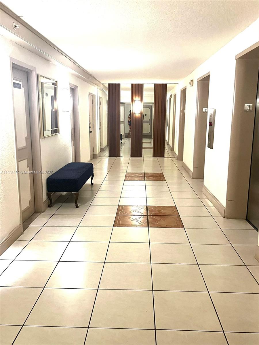 COMMODORE PLAZA CONDO - Residential