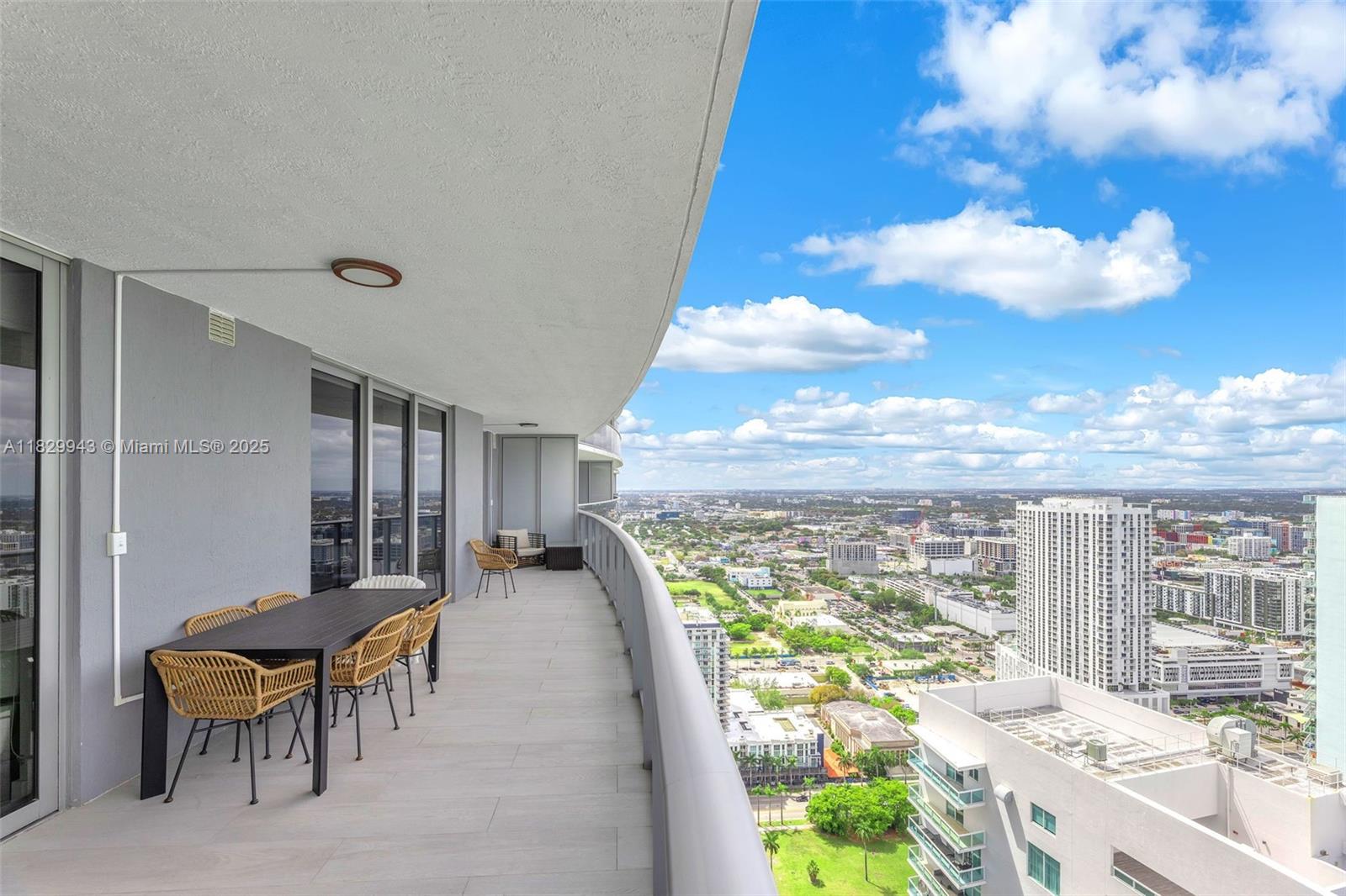 ARIA ON THE BAY CONDO - Residential Lease