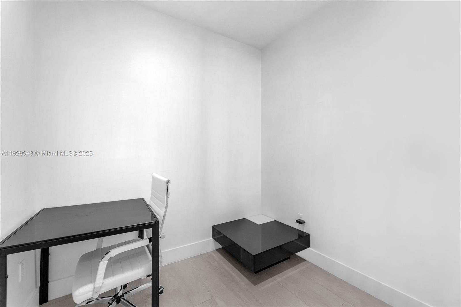 ARIA ON THE BAY CONDO - Residential Lease