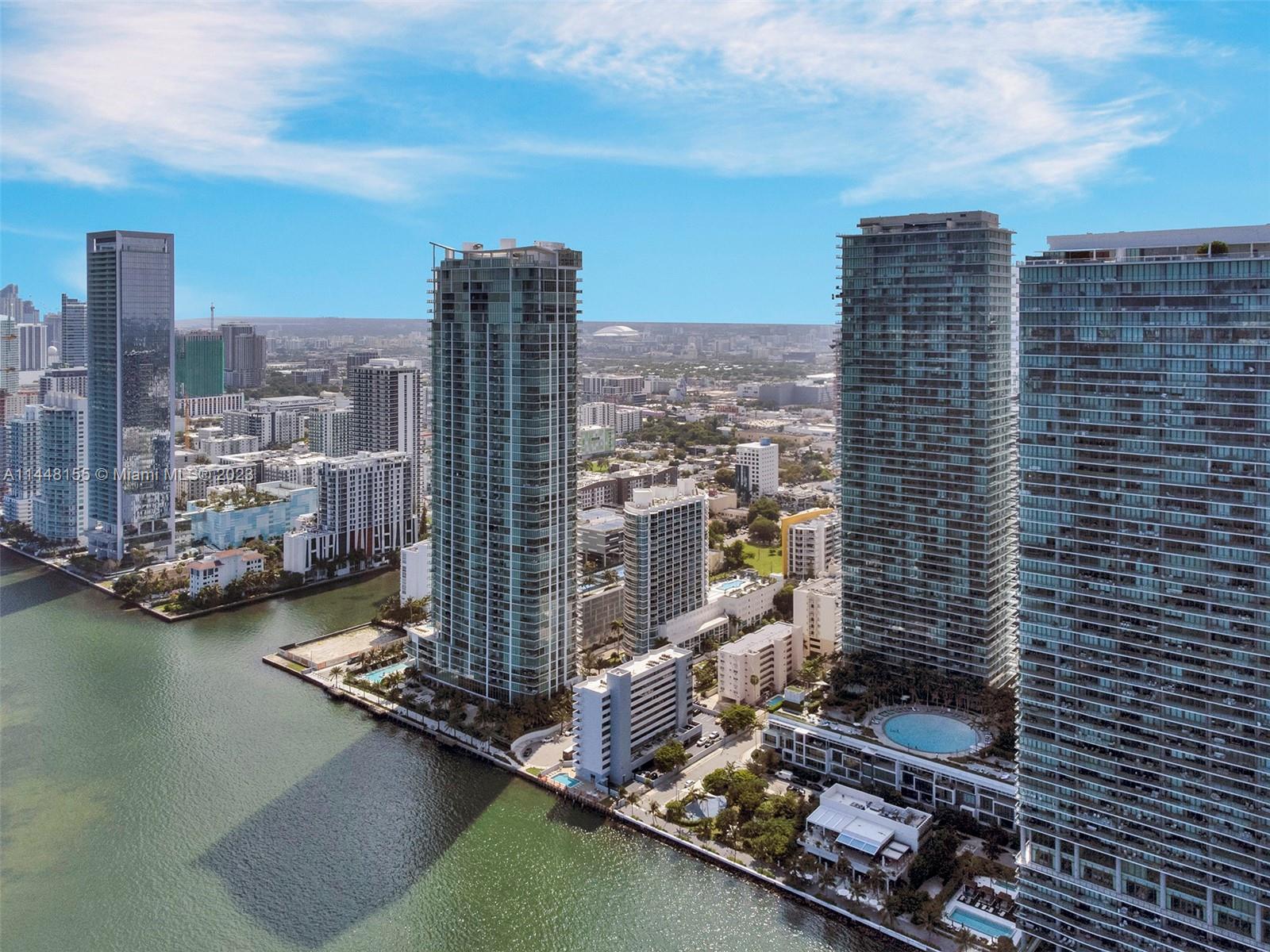 GRAN PARAISO CONDO - Residential