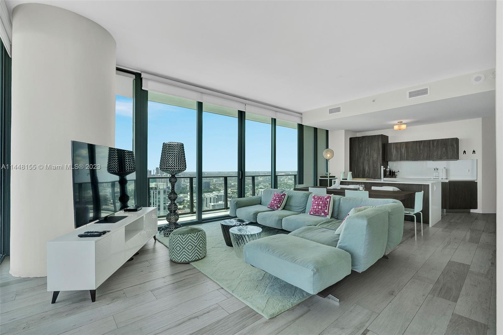 GRAN PARAISO CONDO - Residential