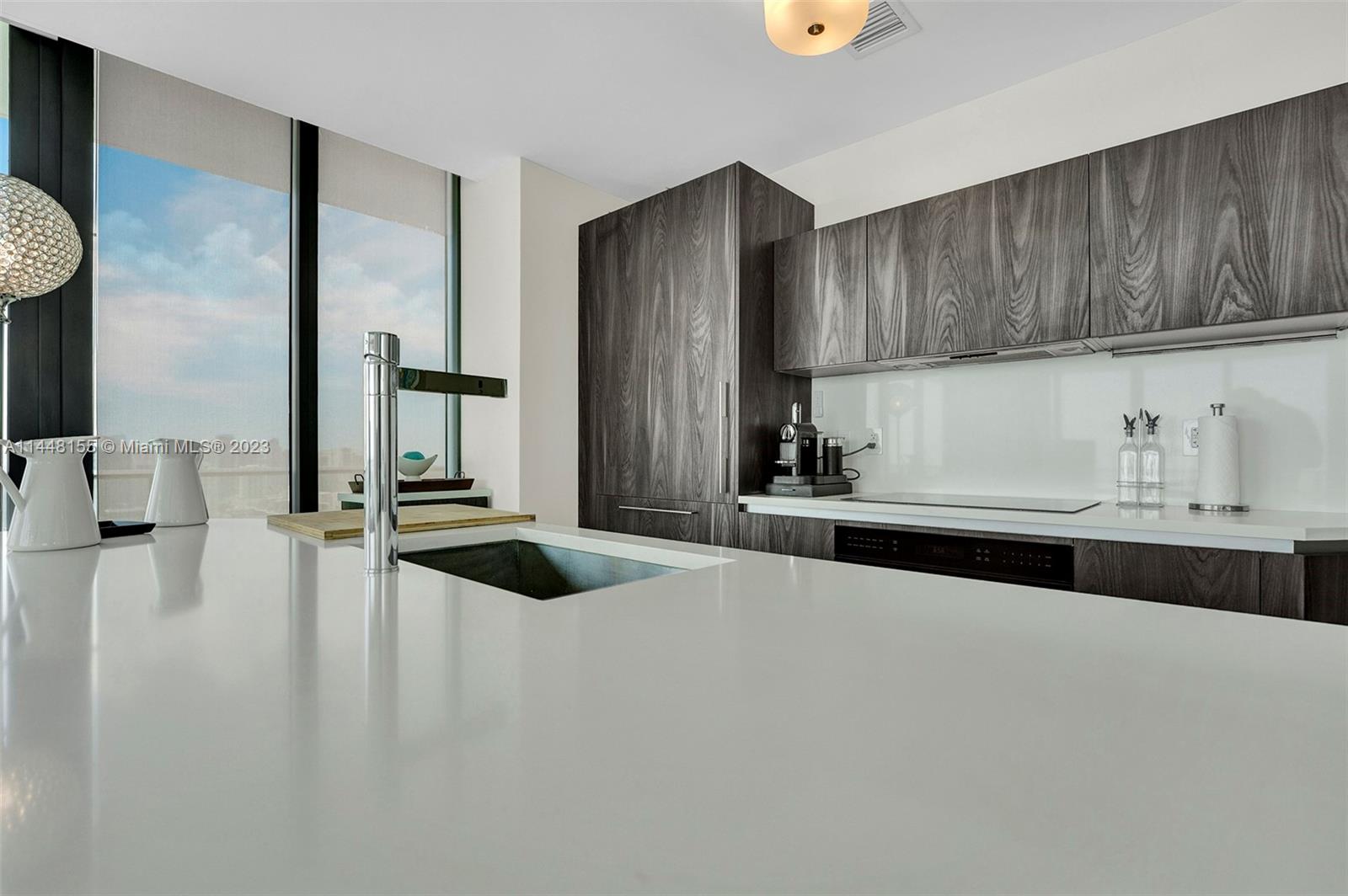 GRAN PARAISO CONDO - Residential