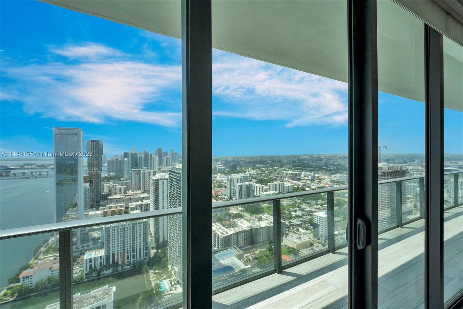 GRAN PARAISO CONDO - Residential