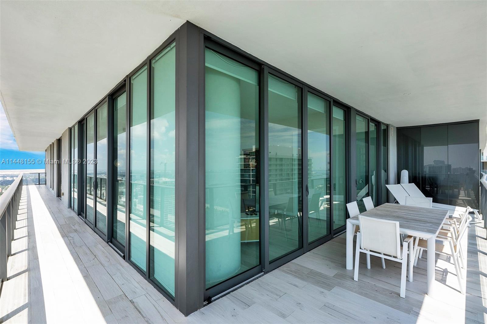 GRAN PARAISO CONDO - Residential