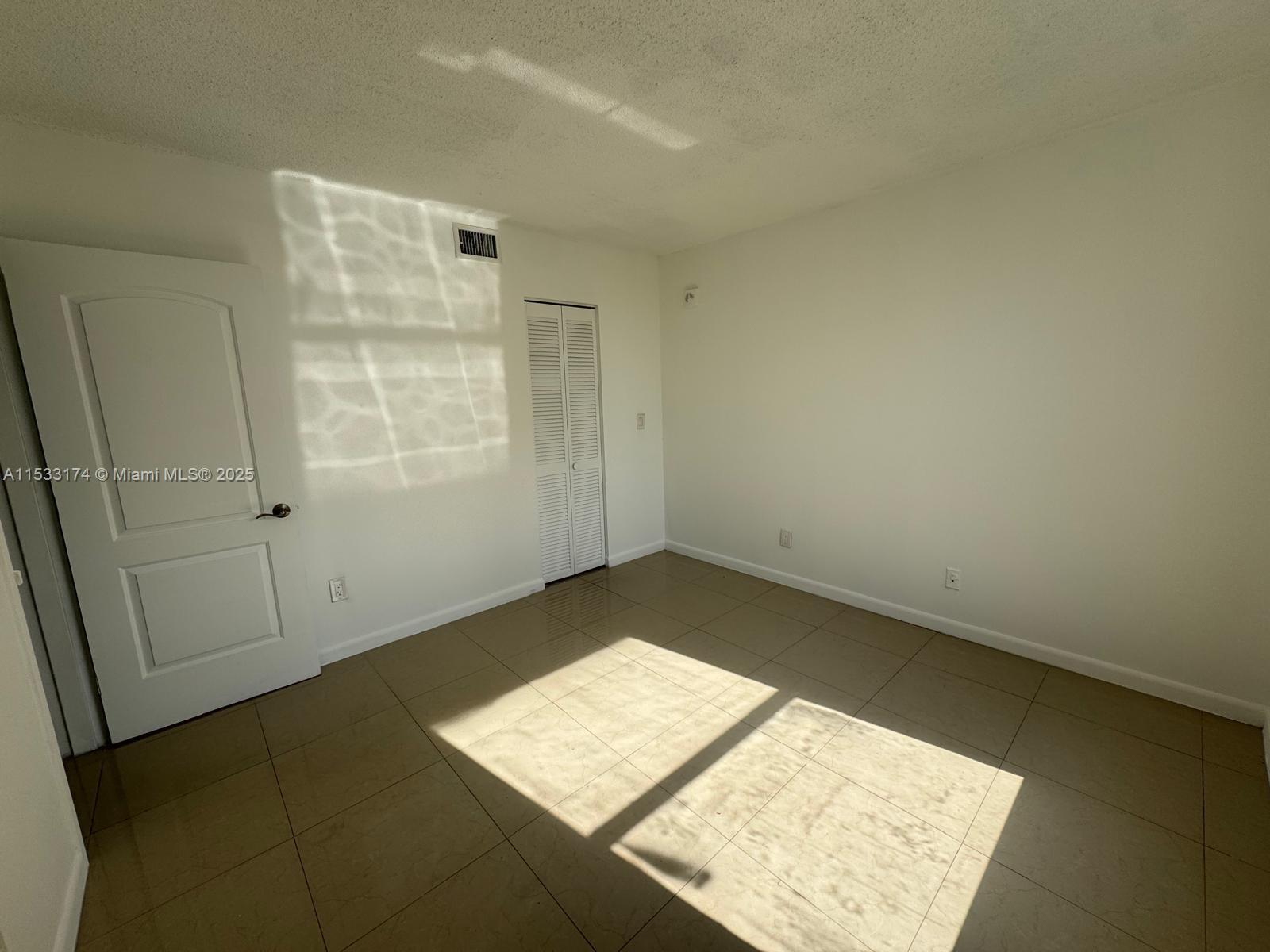 KEYSTONE TOWERS CONDO - Residential