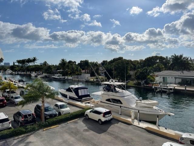 KEYSTONE TOWERS CONDO - Residential