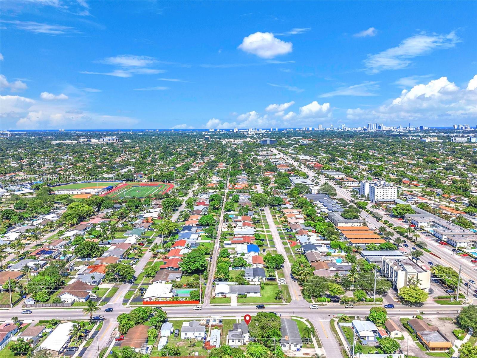 HOLLYWOOD BEACH GARDENS - Residential