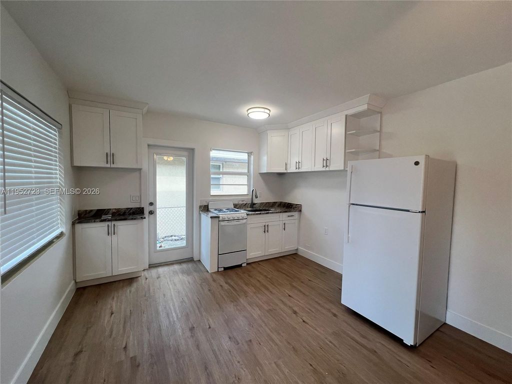 Photo of 522 N J St #522, Lake Worth, FL 33460 (MLS # A11952723)