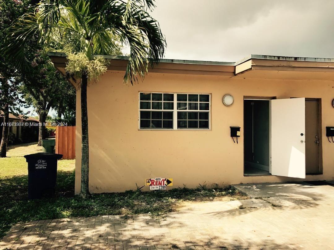 Rental Property at 823 Nw 9 St, Hallandale Beach, Broward County, Florida -  - $525,000 MO.