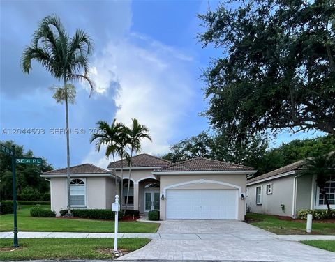 Photo of 2335 SE 4th Pl, Homestead, FL 33033 (MLS # A12044593)
