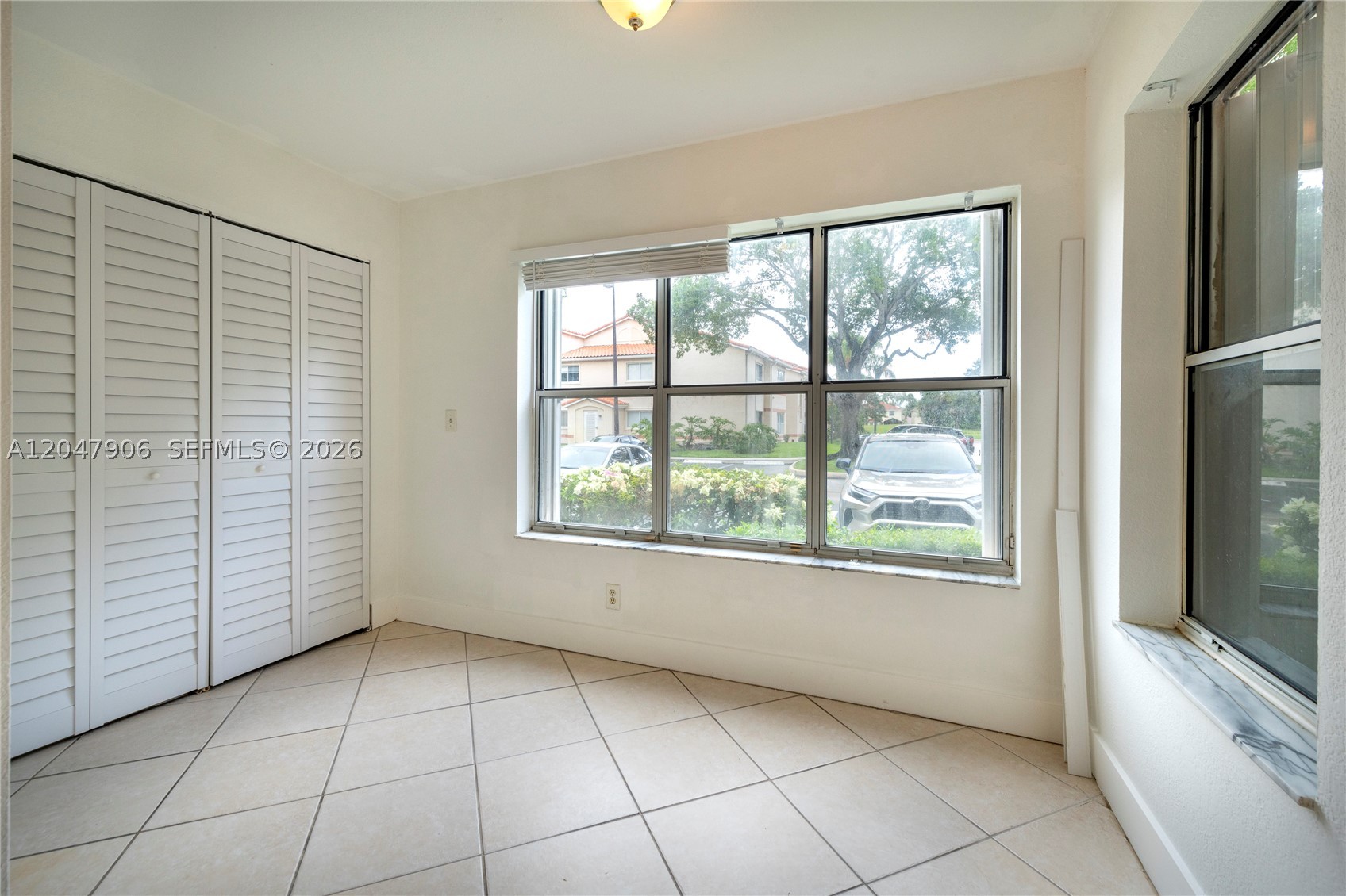 3480 N Pinewalk Dr N 116