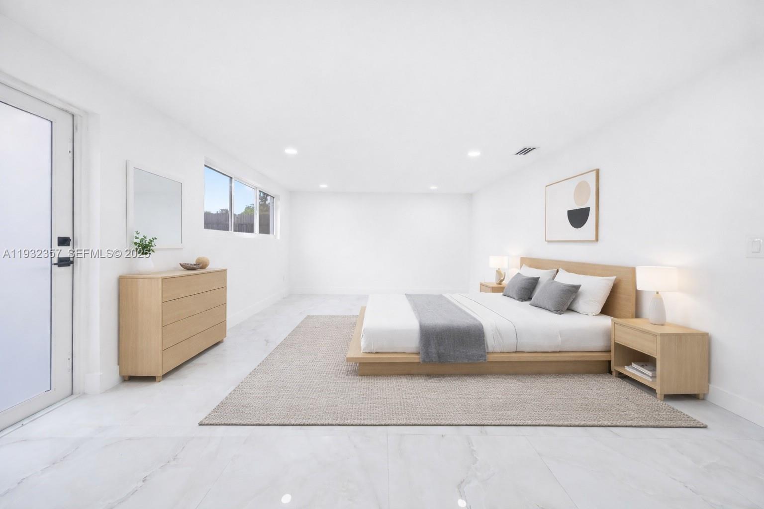 WESTWOOD LAKE 2ND ADDN - Residential