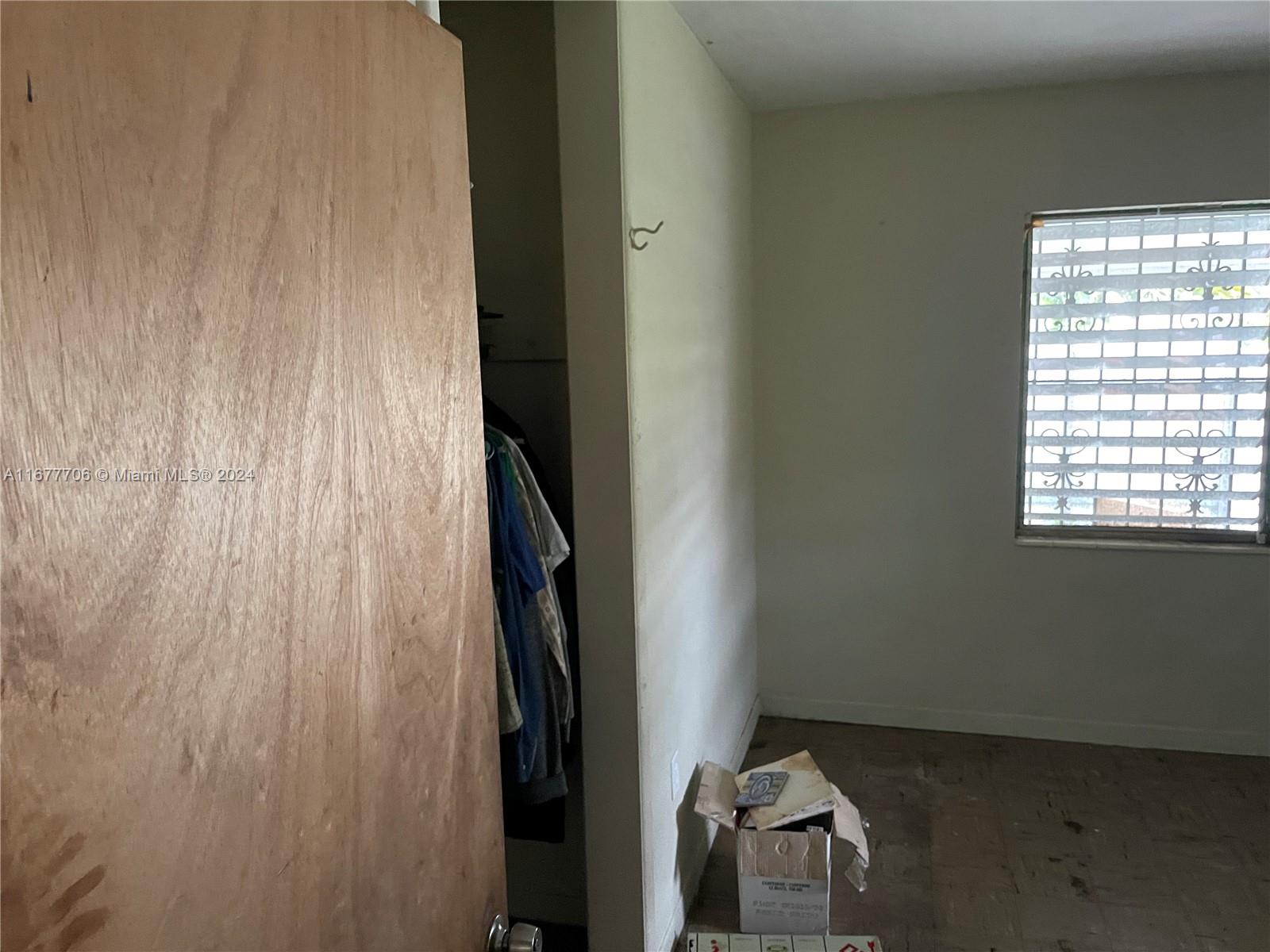 PINE TREE PARK 1ST ADDN - Residential