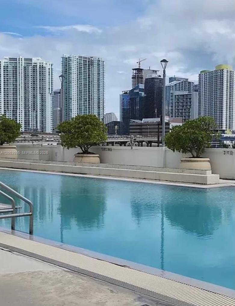 NEO CONDO - Residential Lease