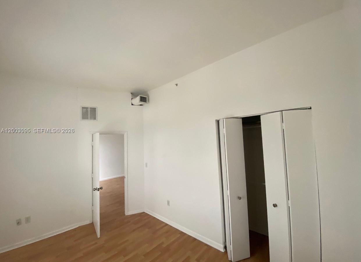 NEO CONDO - Residential Lease