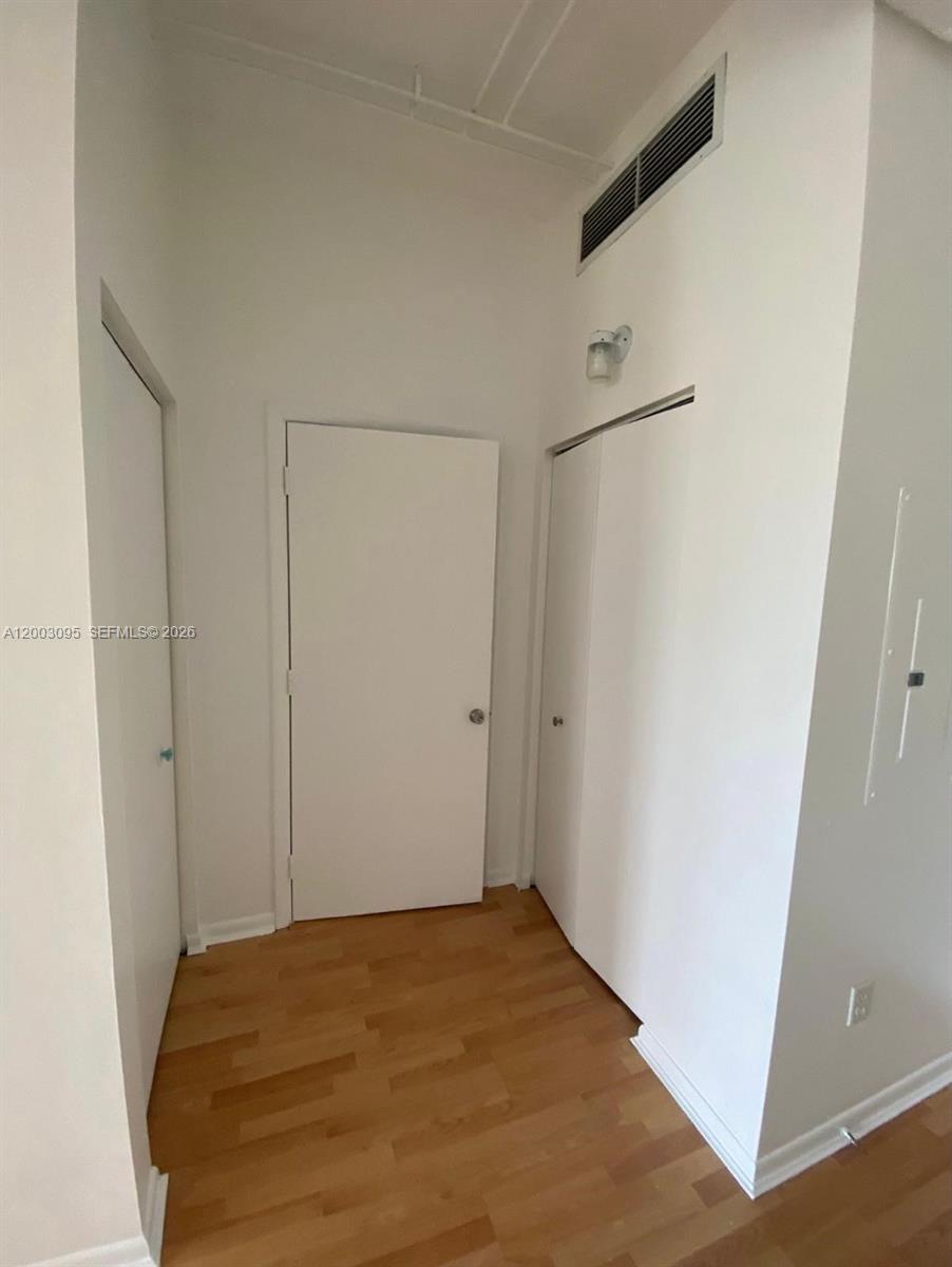 NEO CONDO - Residential Lease